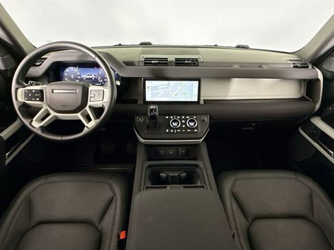 Used 2023 Land Rover Defender 110 S image 9