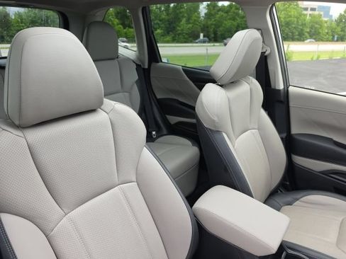 Used 2023 Subaru Forester Limited AWD/4WD image 21