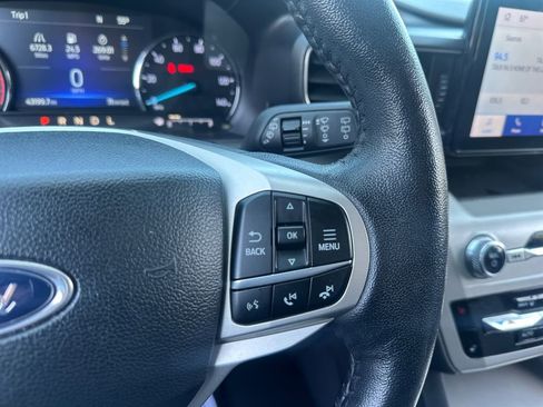 Used 2023 Ford Explorer XLT w/ Equipment Group 202A image 32