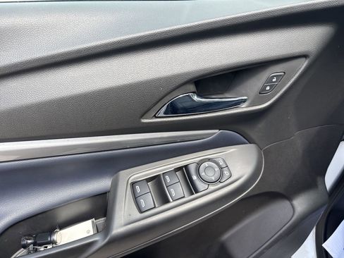 Used 2022 Chevrolet Bolt EUV Premier FWD image 15