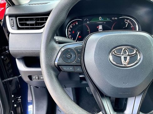 Certified 2024 Toyota RAV4 XLE FWD image 22