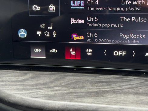 Used 2025 Audi Q5 Premium Plus w/ Premium Plus image 20