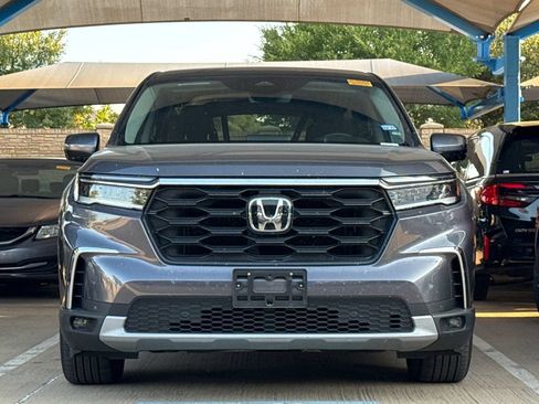 Certified 2025 Honda Pilot EX-L image 2