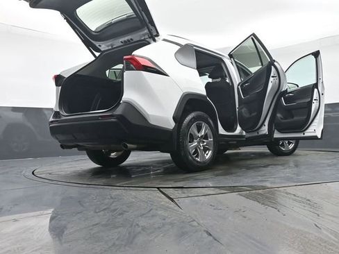 Certified 2022 Toyota RAV4 XLE w/ Convenience Package image 52