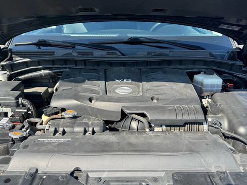 Used 2017 Nissan Armada Platinum image 12