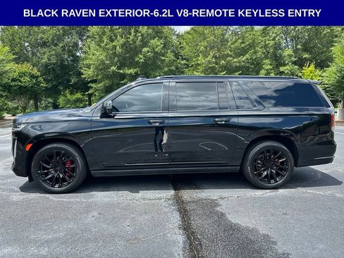 Used 2022 Cadillac Escalade ESV Premium Luxury w/ Performance Package AWD/4WD image 13