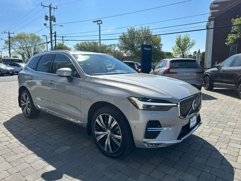 Used 2023 Volvo XC60 B6 Ultimate w/ Protection Package Premier AWD/4WD image 48