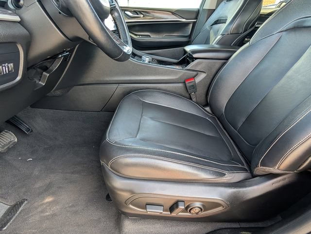 Used 2022 Jeep Grand Cherokee L Limited AWD/4WD image 18