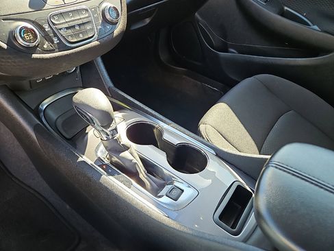 Used 2024 Chevrolet Malibu LT image 20