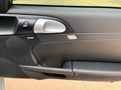 Used 2007 Porsche Cayman S image 17