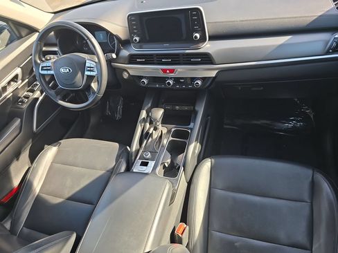Used 2020 Kia Telluride LX FWD image 29