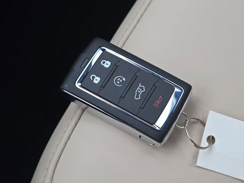 New 2025 Jeep Grand Cherokee Limited w/ MOPAR Finishing Package image 37