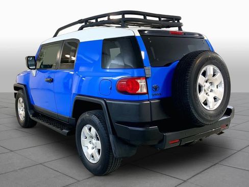 Used 2007 Toyota FJ Cruiser 2WD image 11