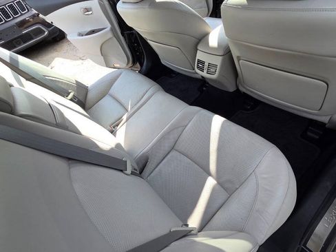 Used 2011 Lexus ES 350 FWD image 34