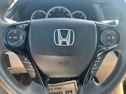 Used 2016 Honda Accord LX image 10