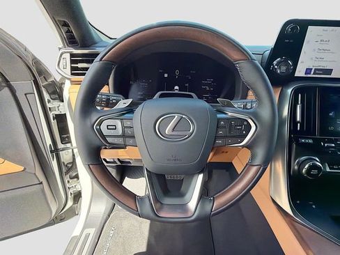 New 2026 Lexus LX 600 4WD w/ Luxury Package image 42