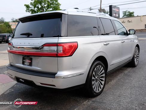 Used 2018 Lincoln Navigator Reserve w/ Technology Package AWD/4WD image 7