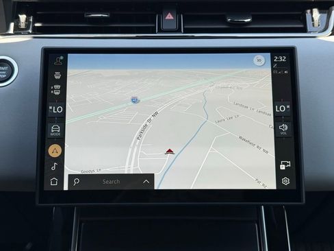 Certified 2026 Land Rover Range Rover Evoque Dynamic SE AWD/4WD image 23