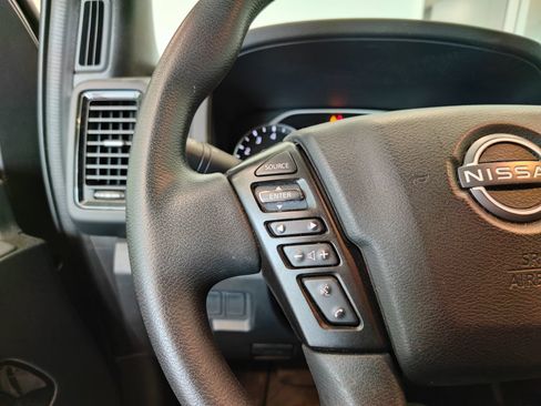 Used 2023 Nissan Frontier SV w/ Midnight Edition Package AWD/4WD image 10