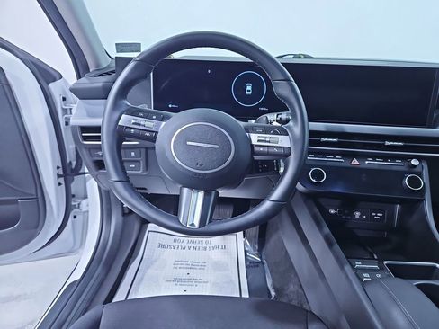 Certified 2024 Hyundai Sonata SEL w/ Convenience Package image 15