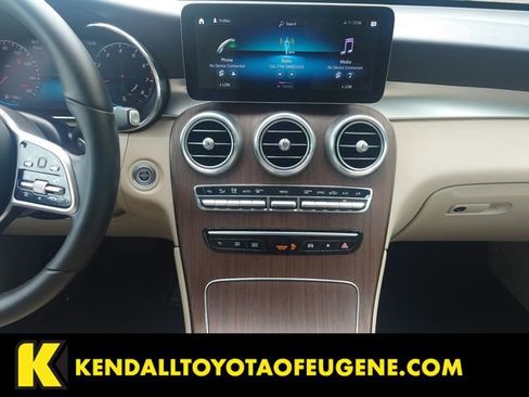 Used 2022 Mercedes-Benz GLC 300 4MATIC image 11