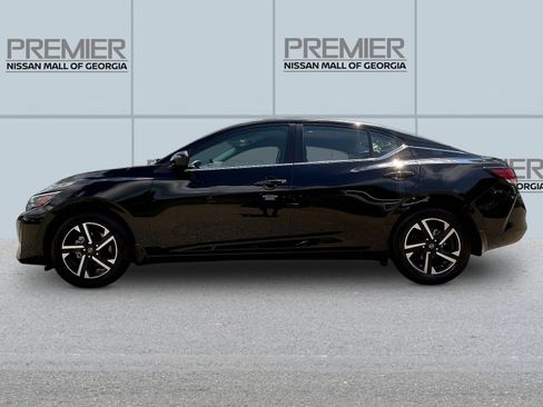 Certified 2024 Nissan Sentra SV FWD image 4