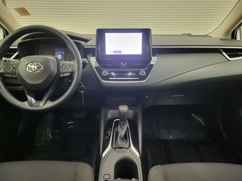 Used 2024 Toyota Corolla LE image 40