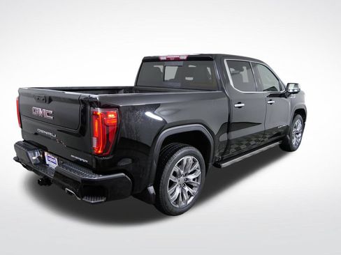 Used 2024 GMC Sierra 1500 Denali AWD/4WD image 3