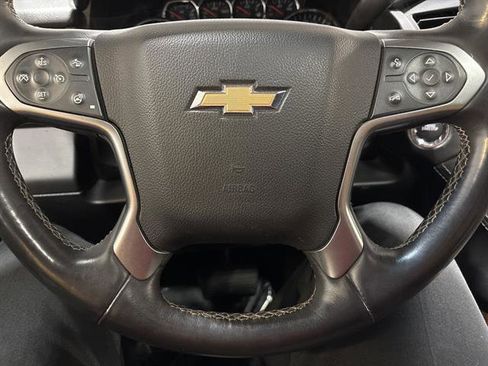 Used 2015 Chevrolet Suburban LTZ image 16