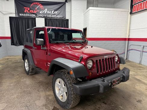 Used 2012 Jeep Wrangler Sport AWD/4WD image 2