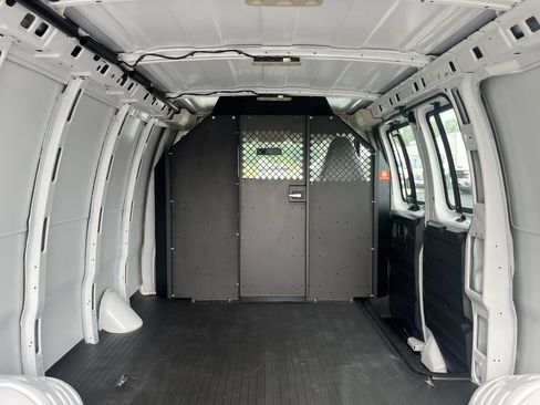 New 2026 Chevrolet Express 3500 w/ Driver Convenience Package RWD image 7