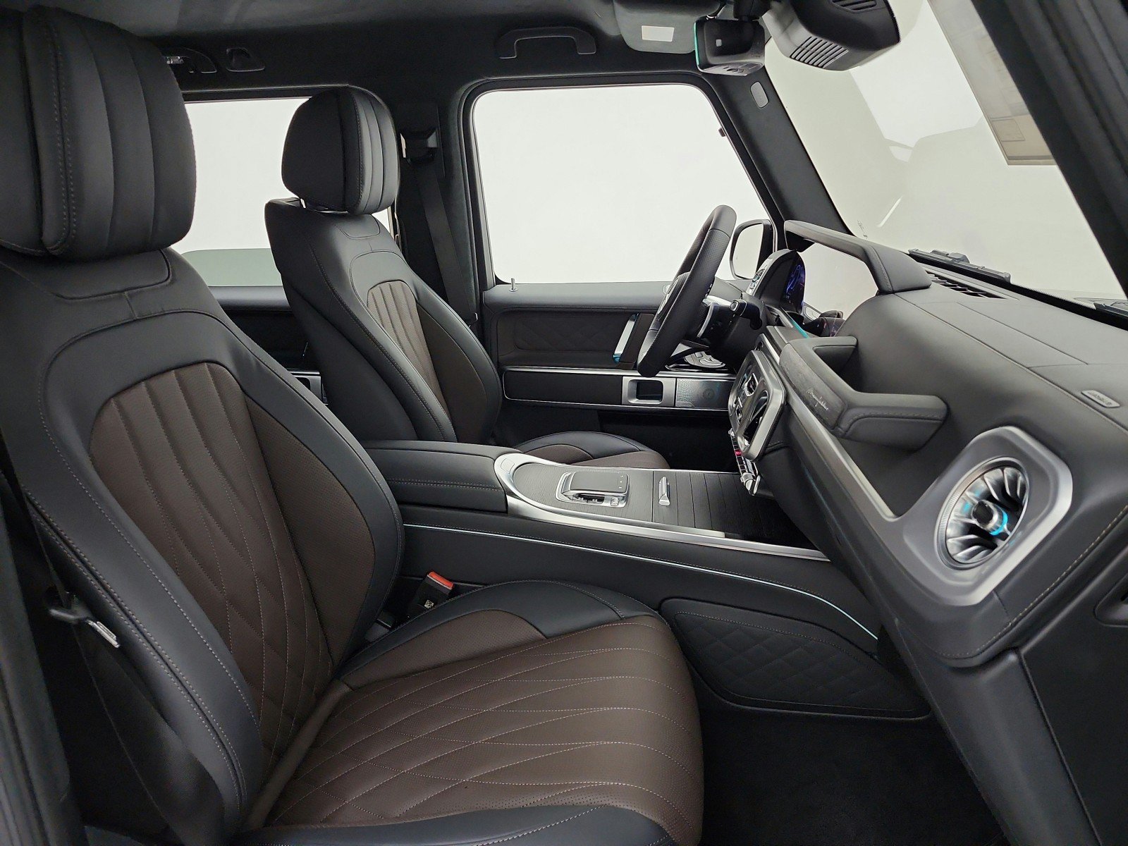 New 2027 Mercedes-Benz G 580 e image 14