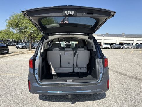 Used 2026 Honda Odyssey Touring image 21