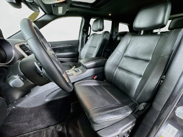 Used 2017 Jeep Grand Cherokee Limited AWD/4WD image 11