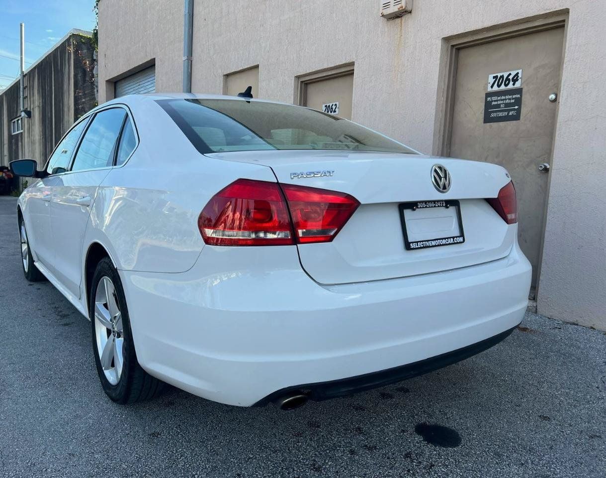 Used 2013 Volkswagen Passat 2.5 SE FWD image 13