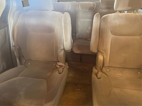 Used 2008 Toyota Sienna LE FWD image 17