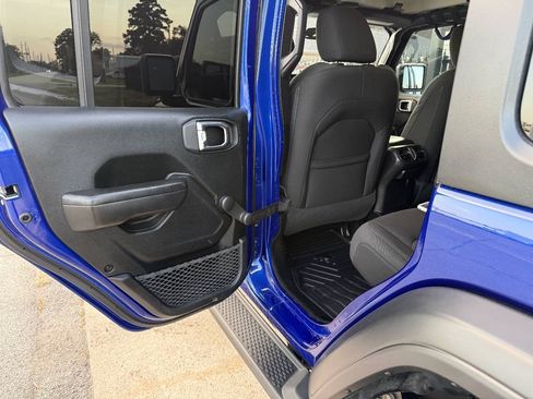 Used 2020 Jeep Wrangler Unlimited Sport AWD/4WD image 6