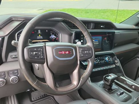 Used 2026 GMC Sierra 1500 AT4 w/ AT4 Premium Package AWD/4WD image 18