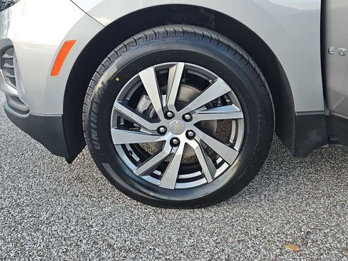 Used 2024 Chevrolet Equinox LT image 14