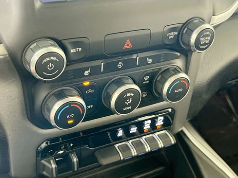 Used 2022 RAM 1500 Big Horn image 15