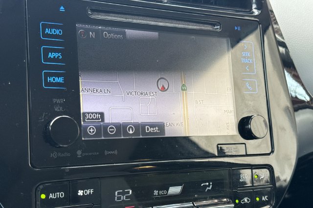 Used 2018 Toyota Prius Three FWD image 20