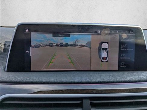 Used 2020 BMW 740i w/ Premium Package image 19