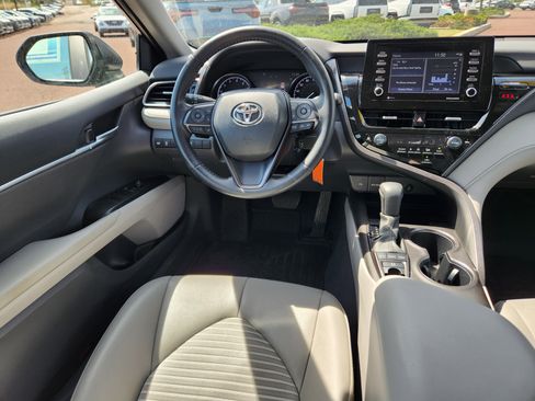 Used 2023 Toyota Camry SE AWD/4WD image 13