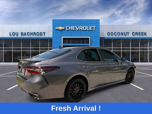 Used 2021 Toyota Camry SE FWD image 8