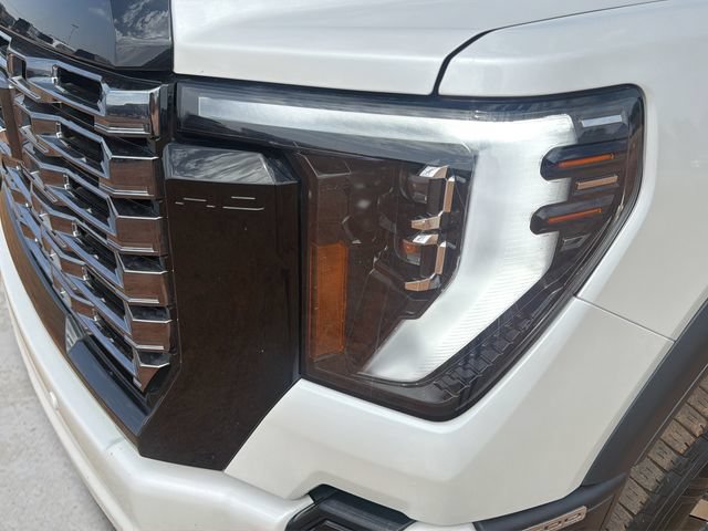 Used 2025 GMC Sierra 2500 Denali Ultimate w/ Max Trailering Package AWD/4WD image 27