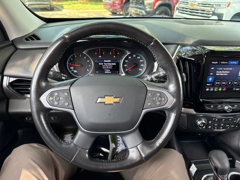 Used 2021 Chevrolet Traverse LT AWD/4WD image 29