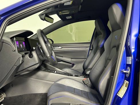 Used 2022 Volkswagen Golf R AWD/4WD image 32