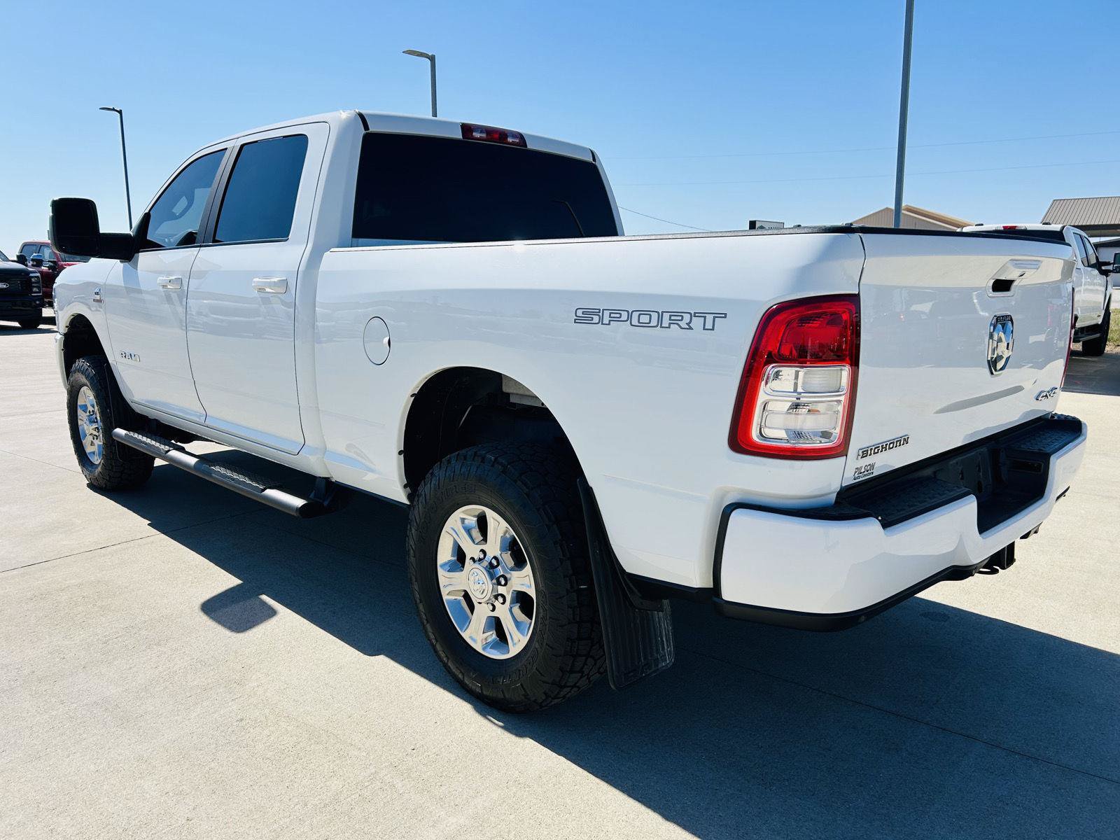 Used 2024 RAM 2500 Big Horn w/ Sport Appearance Package AWD/4WD image 32
