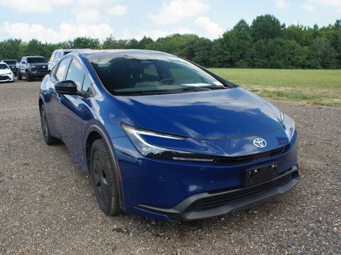 Used 2023 Toyota Prius LE FWD image 1