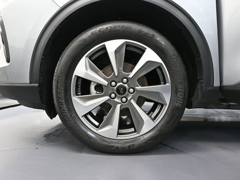 Used 2024 Ford Escape Platinum AWD/4WD image 16